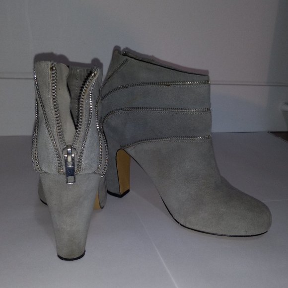grey suede ankle boot 3.75" heel with zipper, US women's size 9 - Picture 1 of 14
